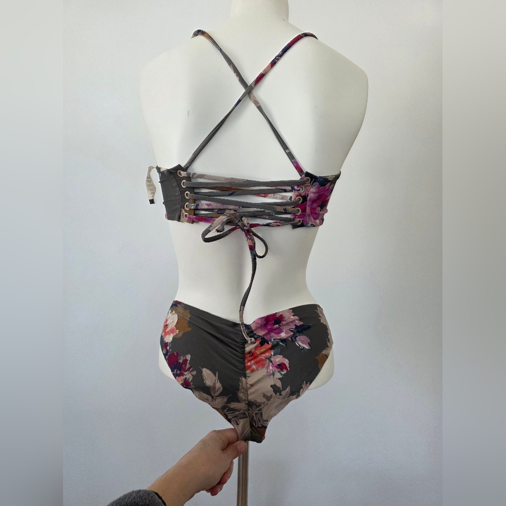Boys + Arrows Jackson Top & Kiki Bottoms Bikini – Darling Print – Size S - Picture 3 of 6